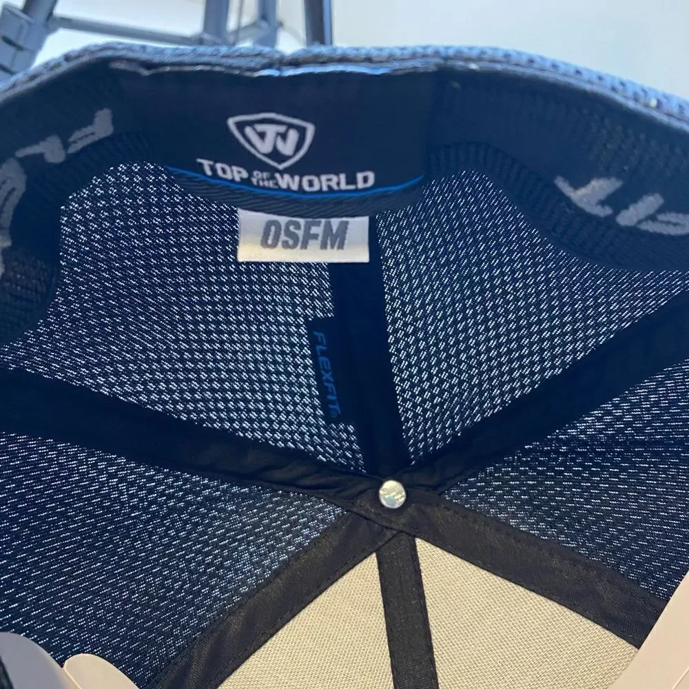 NWT Top of the World Syracuse  Flex Fit Baseball Cap Hat Rubber Logo